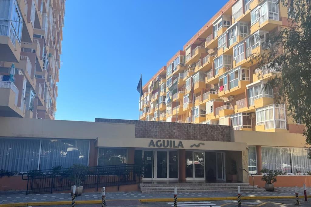 Estudio Aguila Con Vistas Al Mar Benalmádena Buitenkant foto